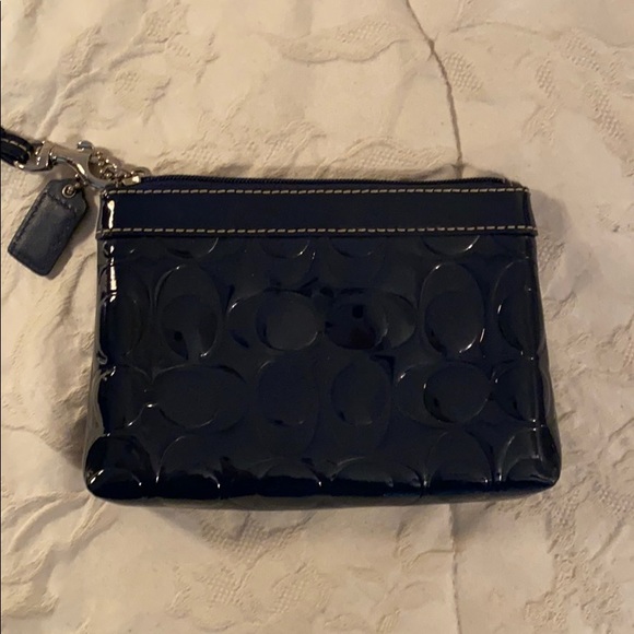 Wristlet - Picture 3 of 6